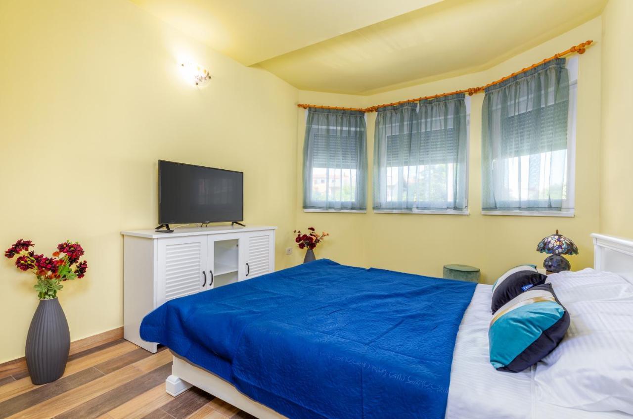 Apartmani Monte Pula Dış mekan fotoğraf