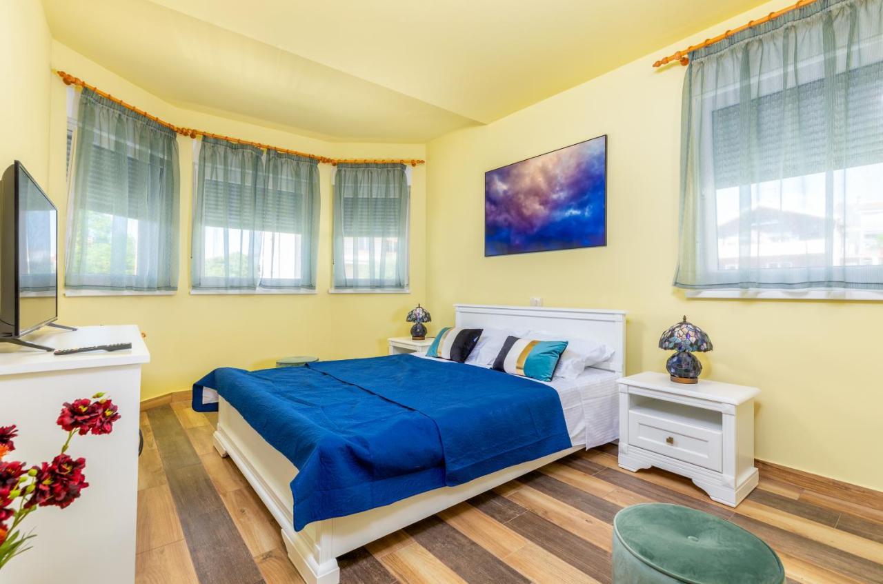 Apartmani Monte Pula Dış mekan fotoğraf