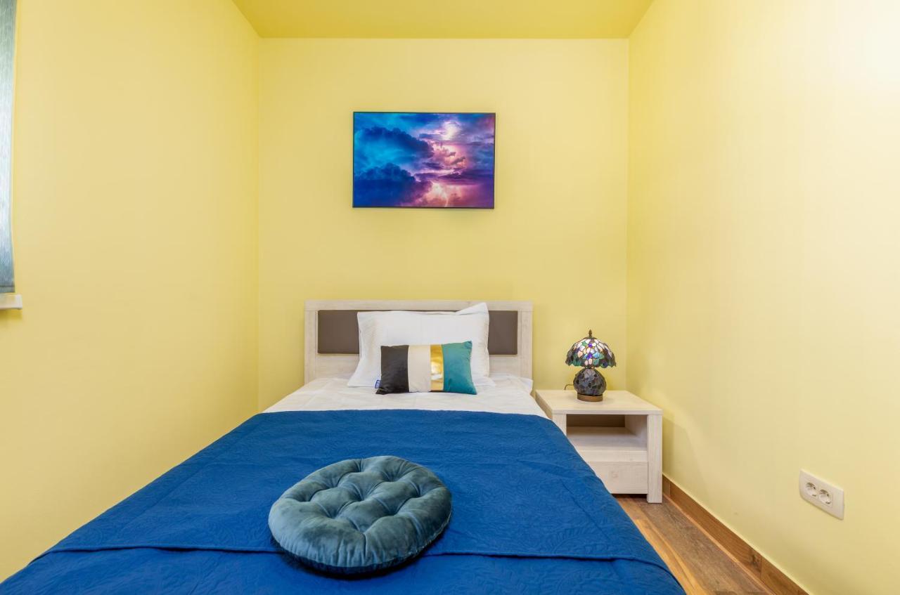 Apartmani Monte Pula Dış mekan fotoğraf