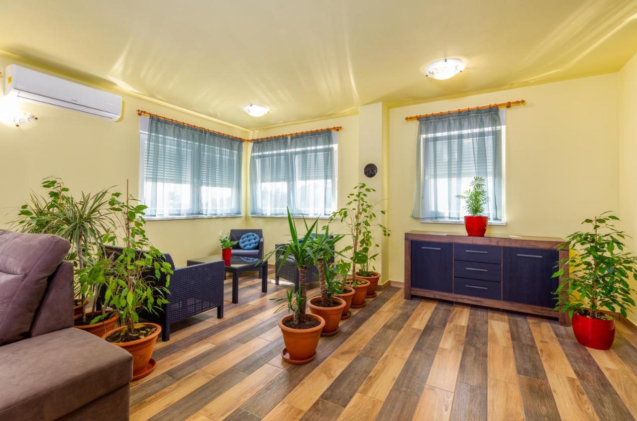 Apartmani Monte Pula Dış mekan fotoğraf