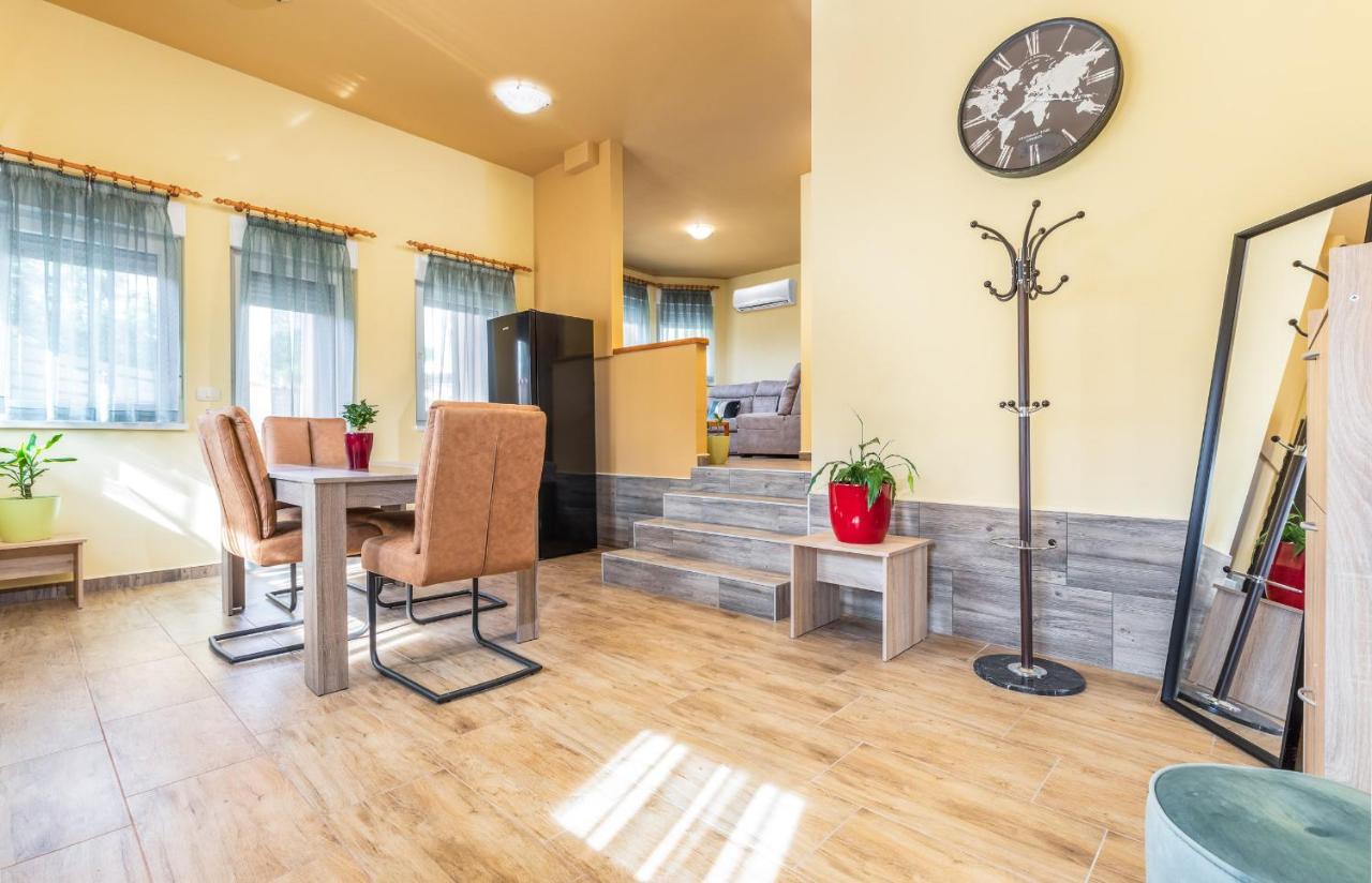 Apartmani Monte Pula Dış mekan fotoğraf